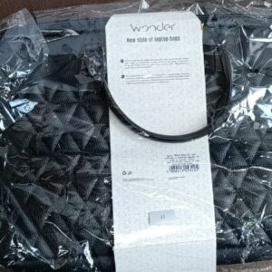 Wonder Briefcase Laptop 17 inches pico quilted black (damaged packaging)