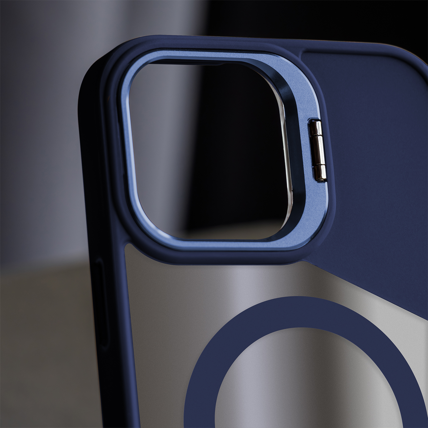 Fusion Mag case for iPhone 17 Pro Max 6,9'' brown